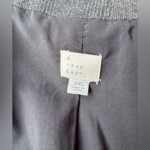 a new day Gray Blazer with Notched Lapel and Relaxed Fit - Picture 4 of 6